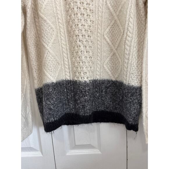 GAP Wool Mohair Blend Fisherman Sweater – Cream & Gray, Size Medium - Picture 3 of 7